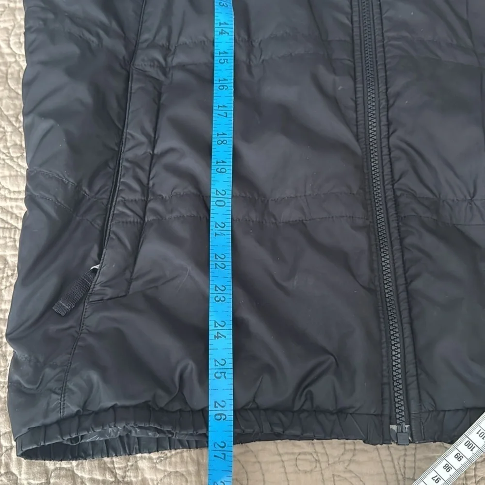 The North Face Men’s Light Weight  Zip Up Jacket